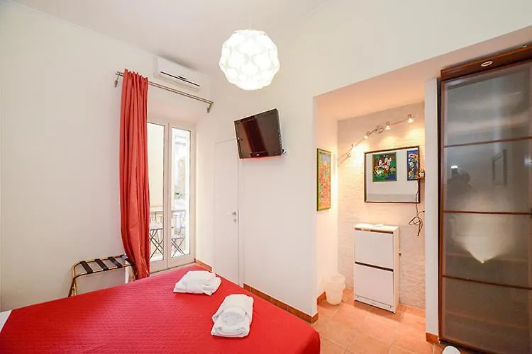Be First Hotel Roma Itália