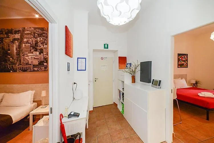 Casa de hóspedes Be First Hotel Roma
