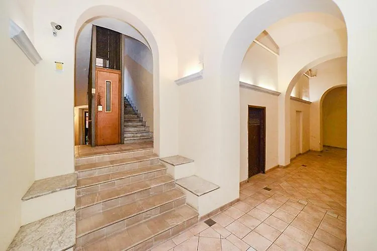 ** Casa de hóspedes Be First Hotel Roma Itália